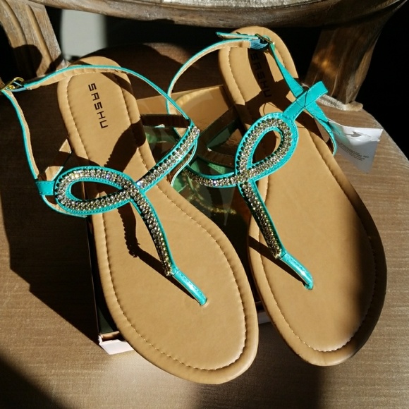 Aqua Size 10 bling flat sandals - Picture 1 of 3